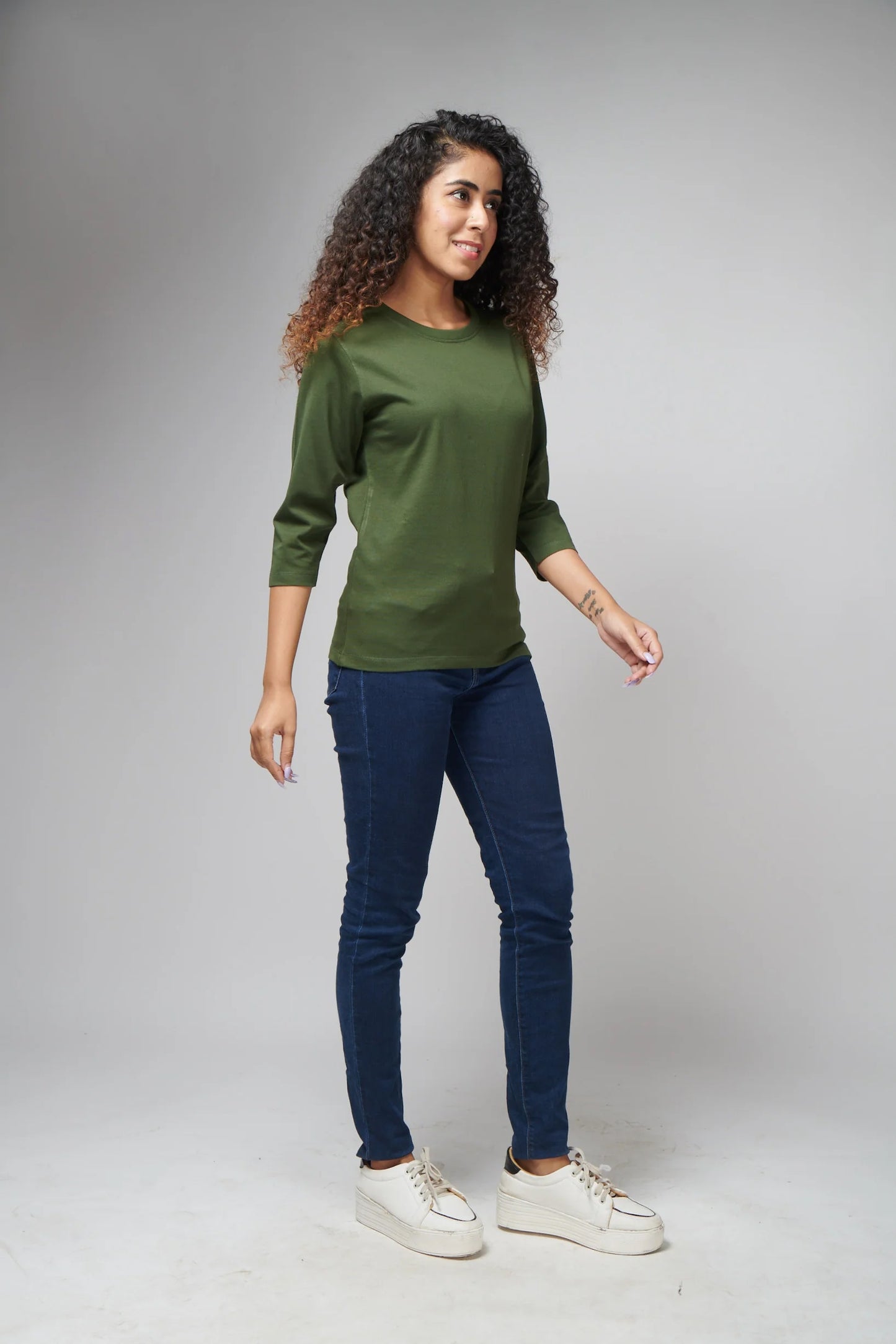 Women's Basic Army Green Full Sleeves T-Shirt