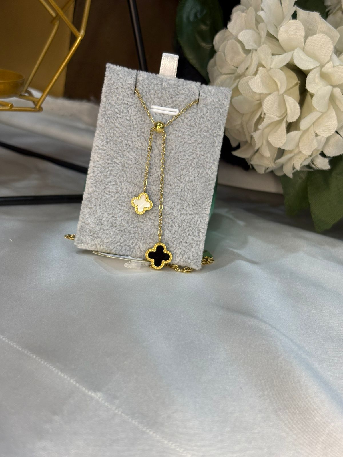Bundle 19 – Stylish Clover Necklace and Bracelet Set