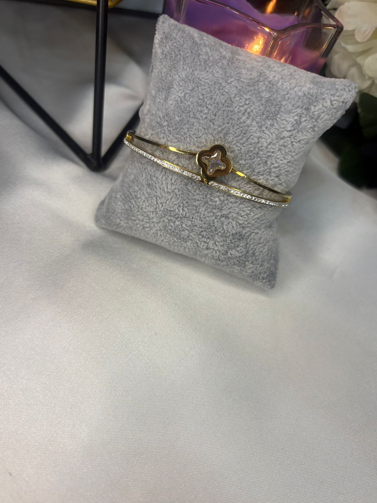 Bundle 05 – Luxury Hand Cuff Collection (Gold Edition)