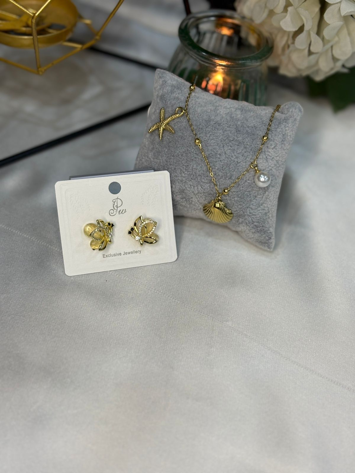 Bundle 13 – Seashell Bracelet & Butterfly Studs