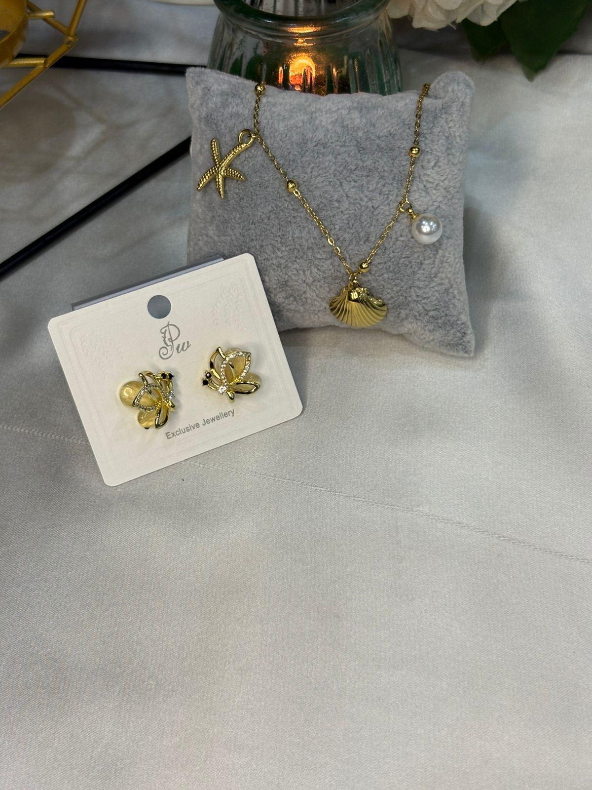 Bundle 13 – Seashell Bracelet & Butterfly Studs