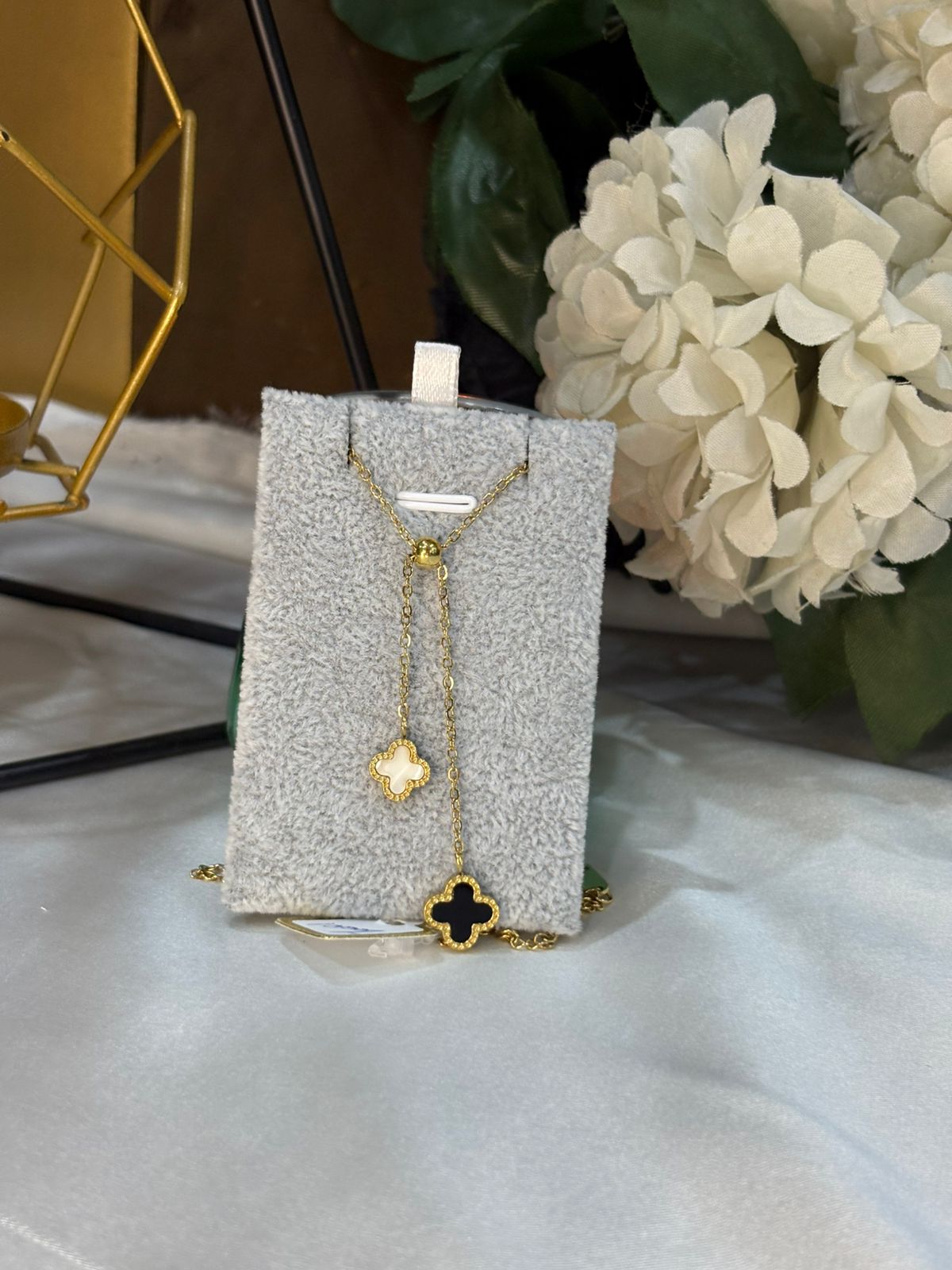 Bundle 19 – Stylish Clover Necklace and Bracelet Set
