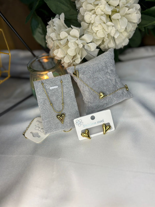 Bundle 01 – Golden Heart Elegance Set