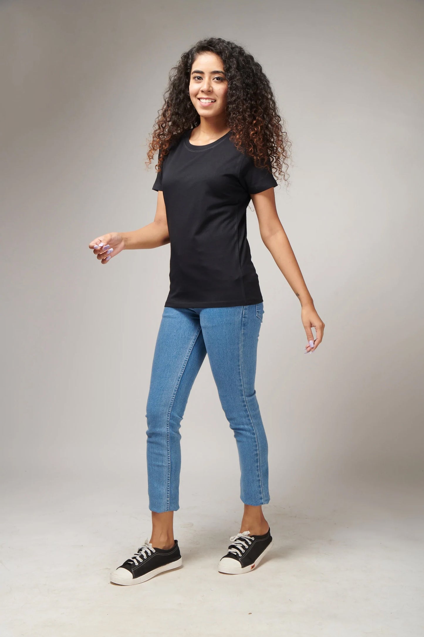 Women's Basic Black Half Sleeves T-Shirt